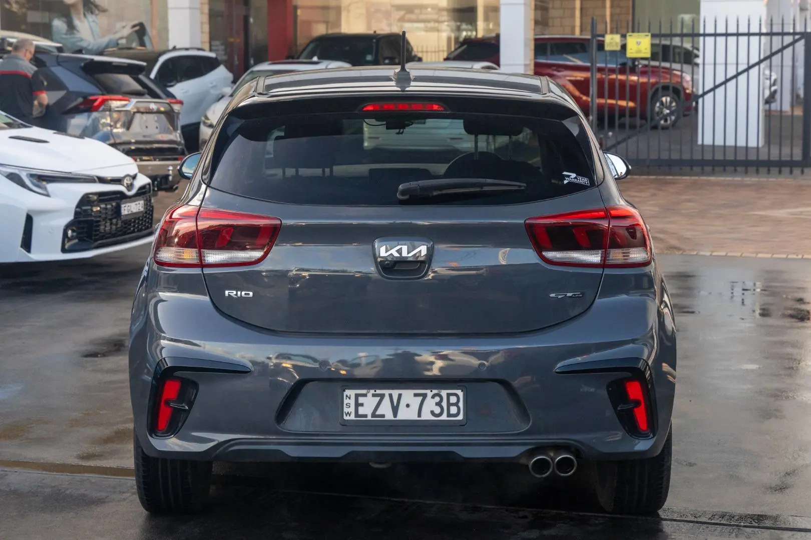 2023 Kia Rio Gallery Image 5