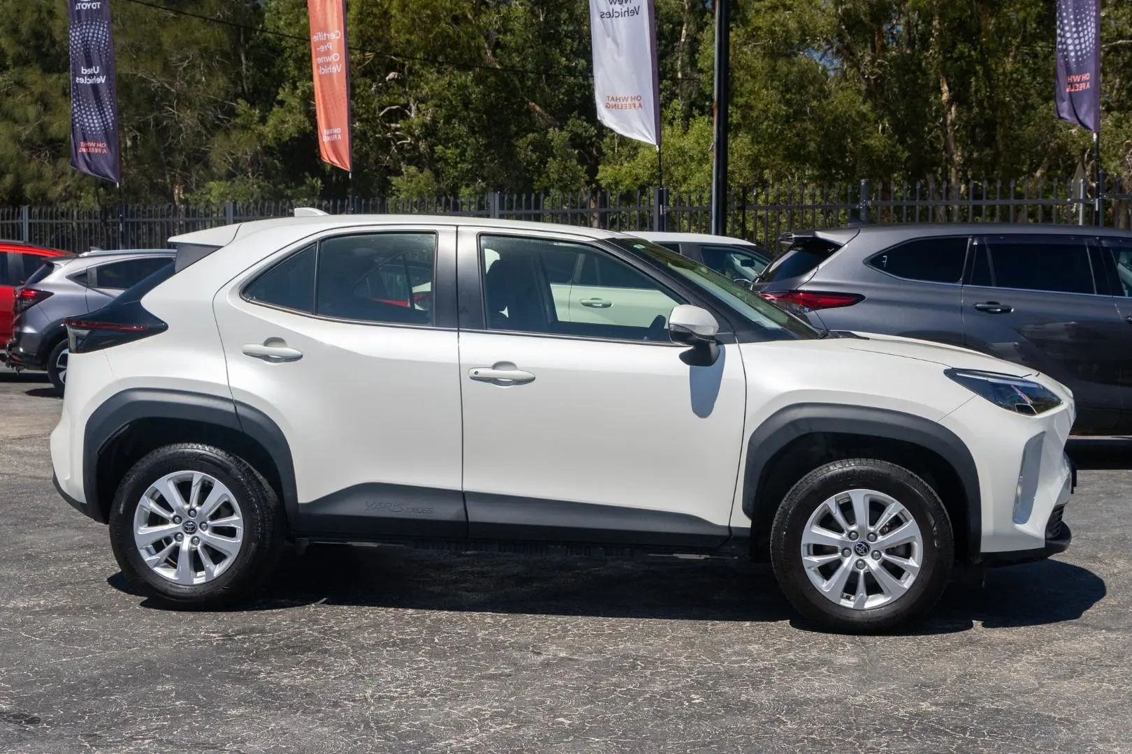 2022 Toyota Yaris Cross Gallery Image 3