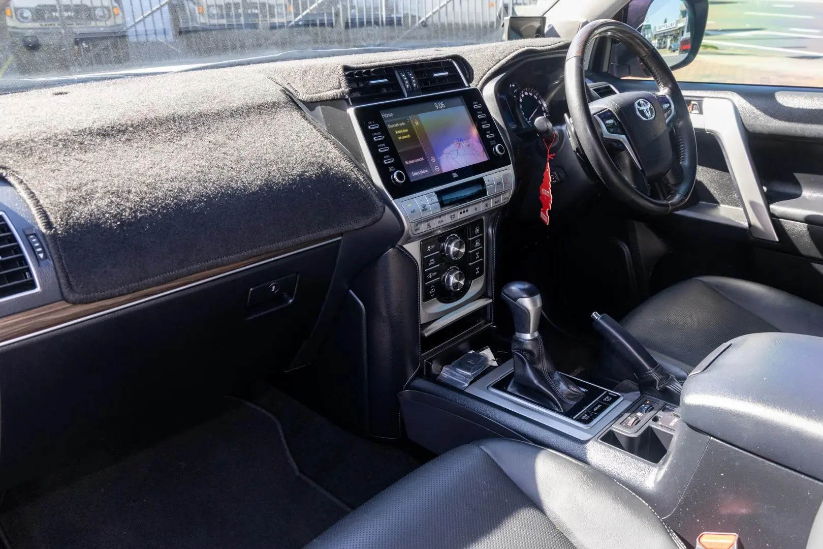 2020 Toyota Landcruiser Prado Gallery Image 8