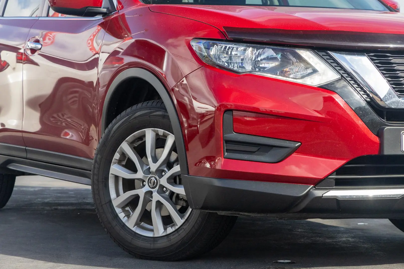 2022 Nissan X-Trail Gallery Image 6