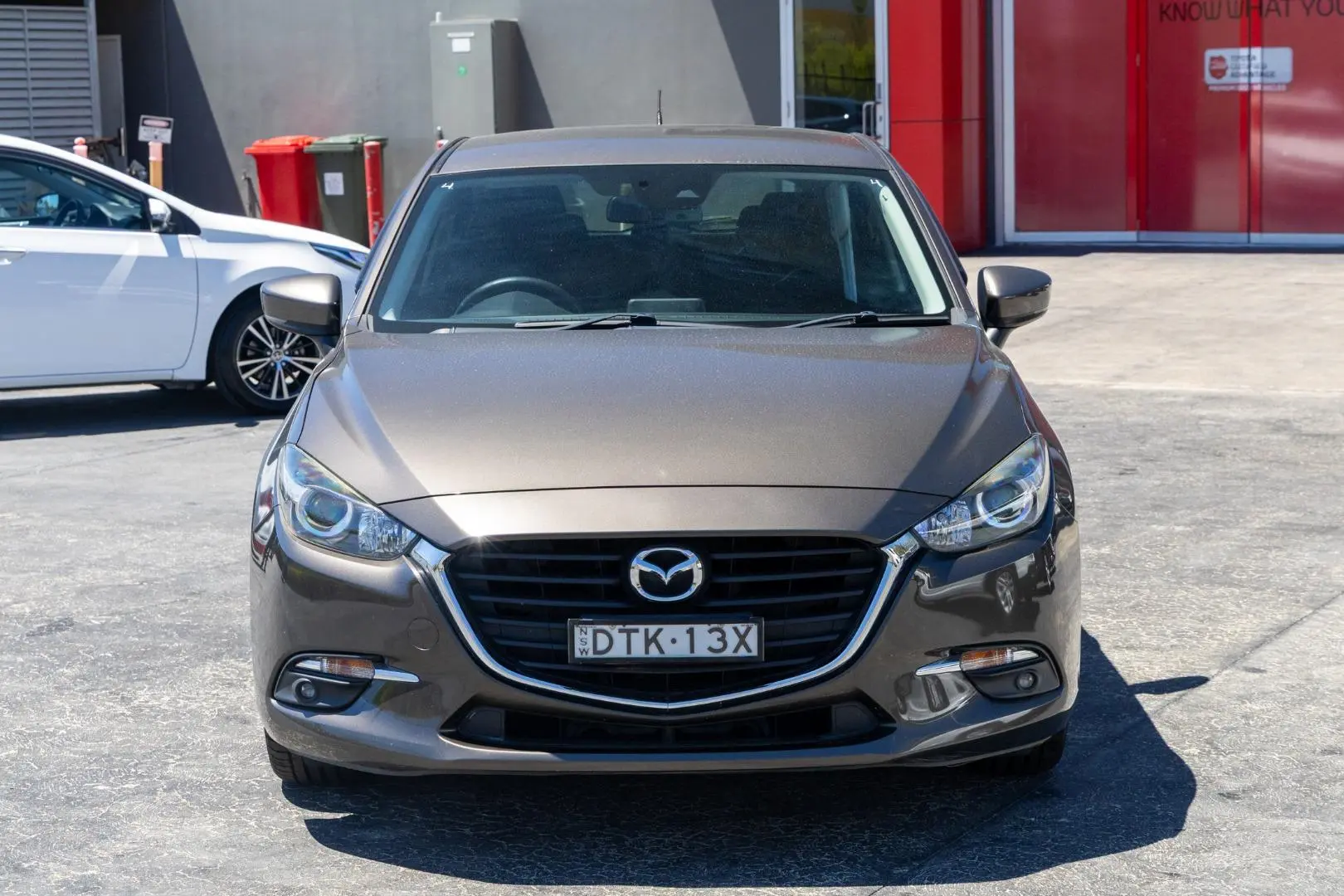 2017 Mazda 3 Gallery Image 4