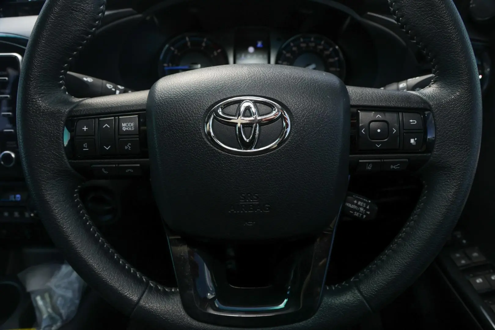 2023 Toyota Hilux Gallery Image 10