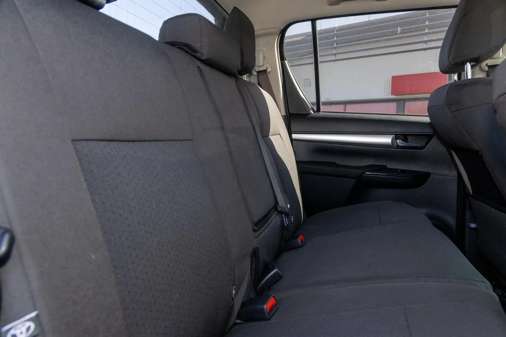 2025 Toyota Hilux Gallery Image 9