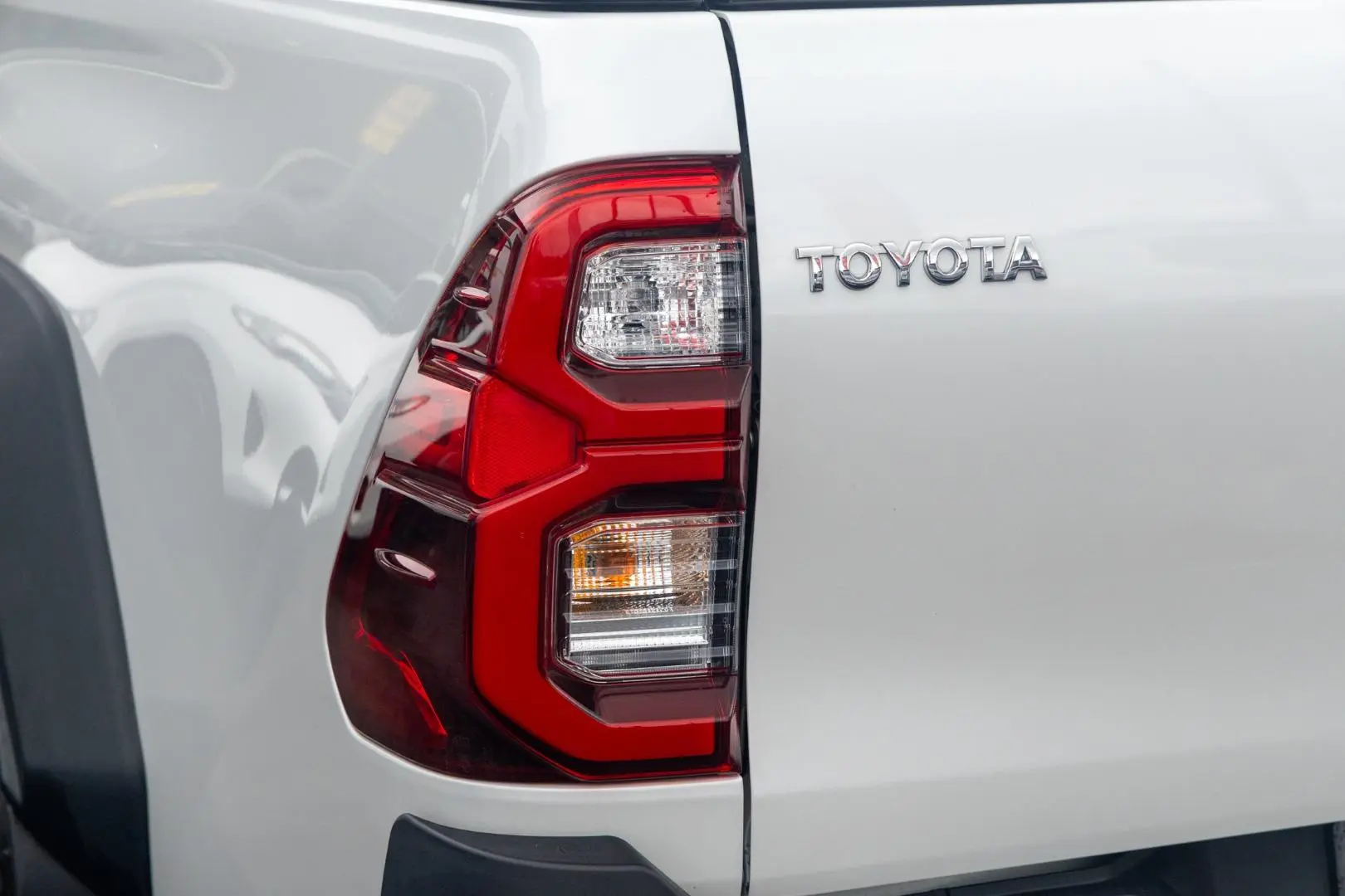 2022 Toyota Hilux Gallery Image 15
