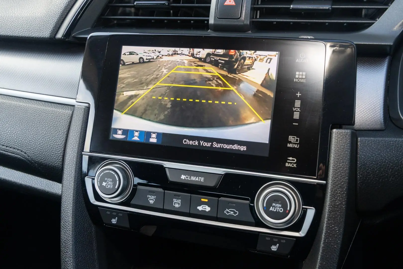2018 Honda Civic Gallery Image 15