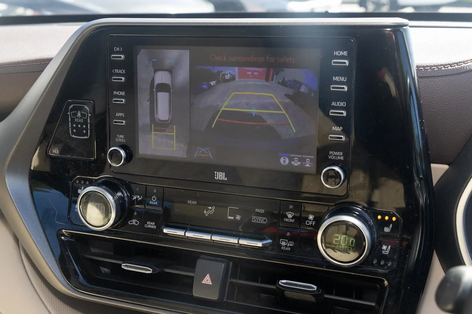 2022 Toyota Kluger Gallery Image 15