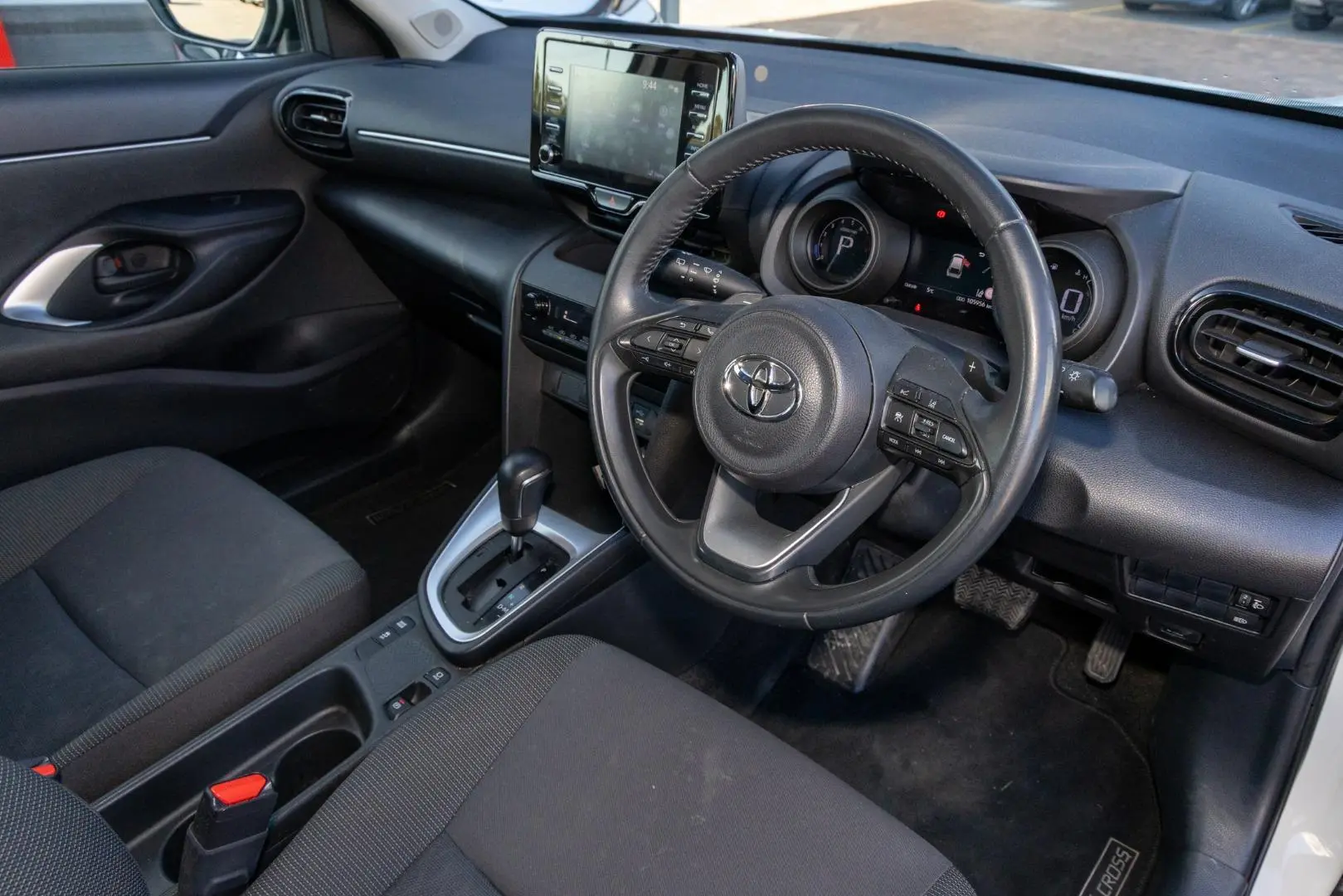 2021 Toyota Yaris Cross Gallery Image 7