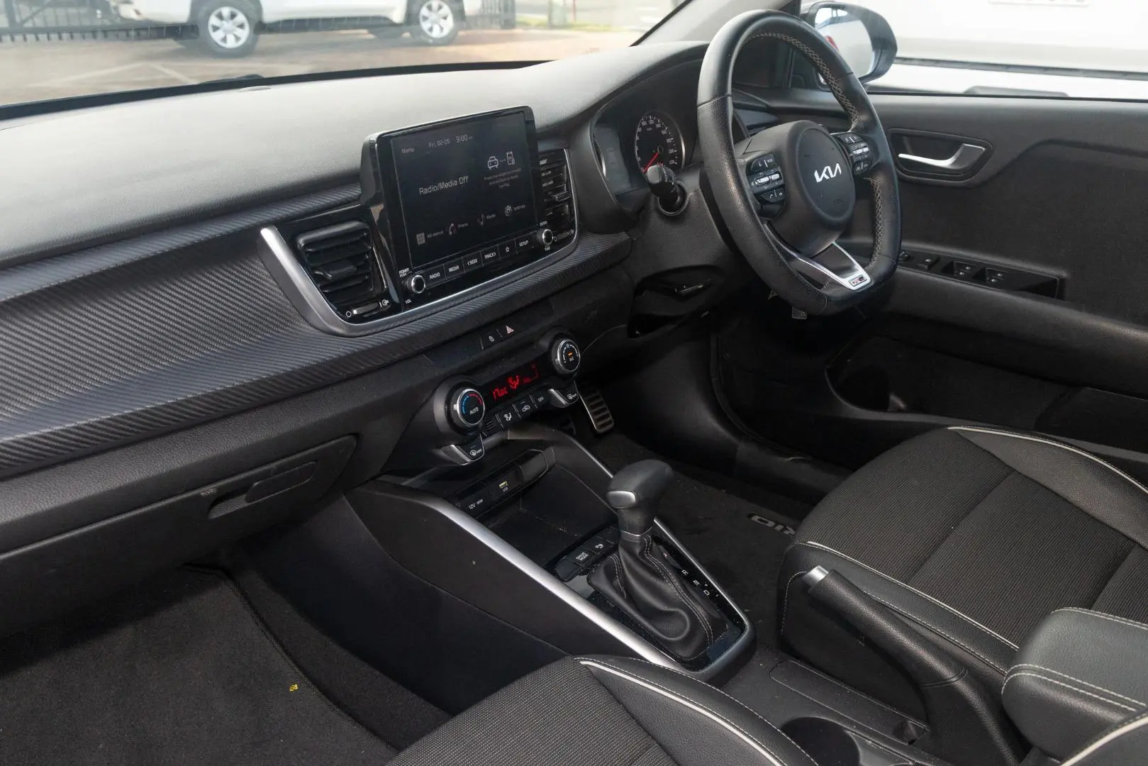 2023 Kia Rio Gallery Image 8