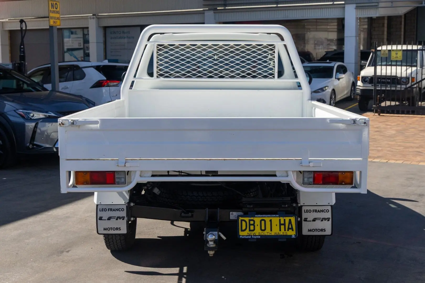 2021 Mitsubishi Triton Gallery Image 5