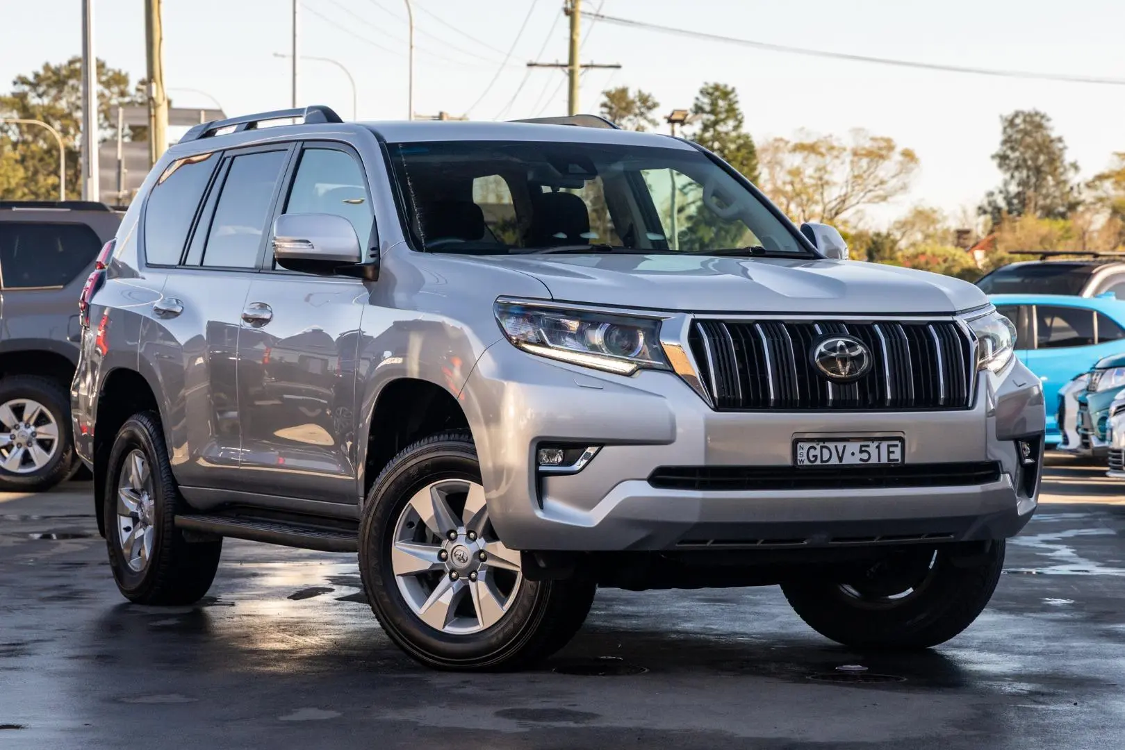 2018 Toyota Landcruiser Prado Gallery Image 1