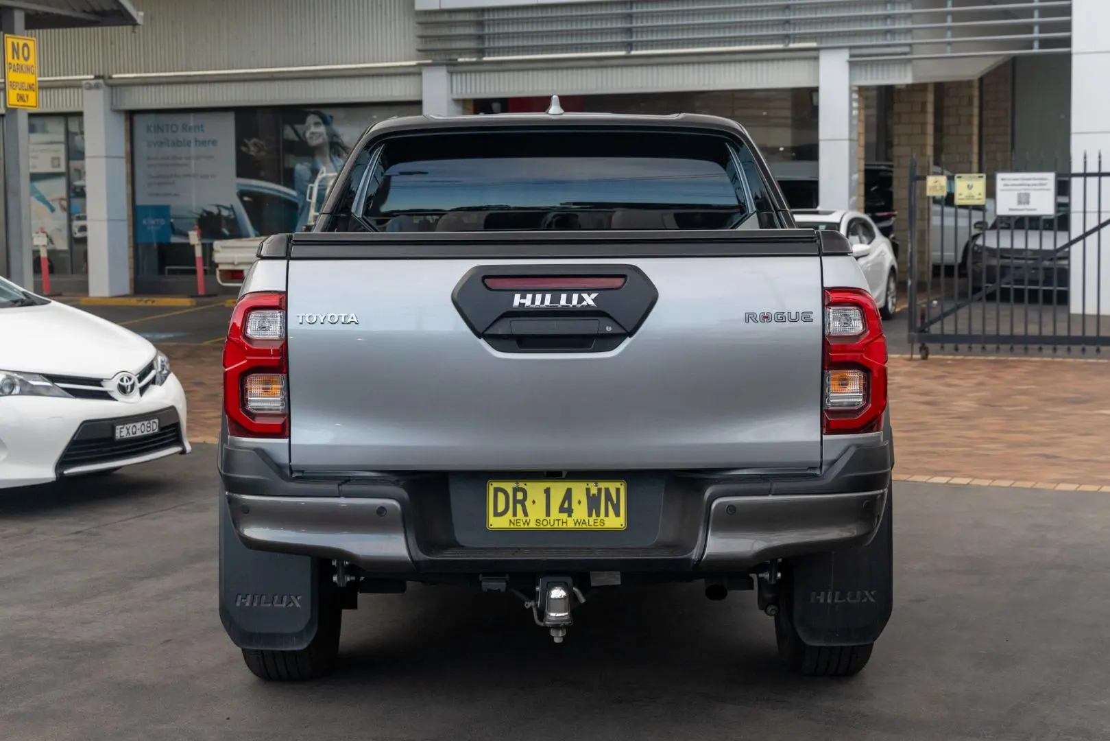 2023 Toyota Hilux Gallery Image 5