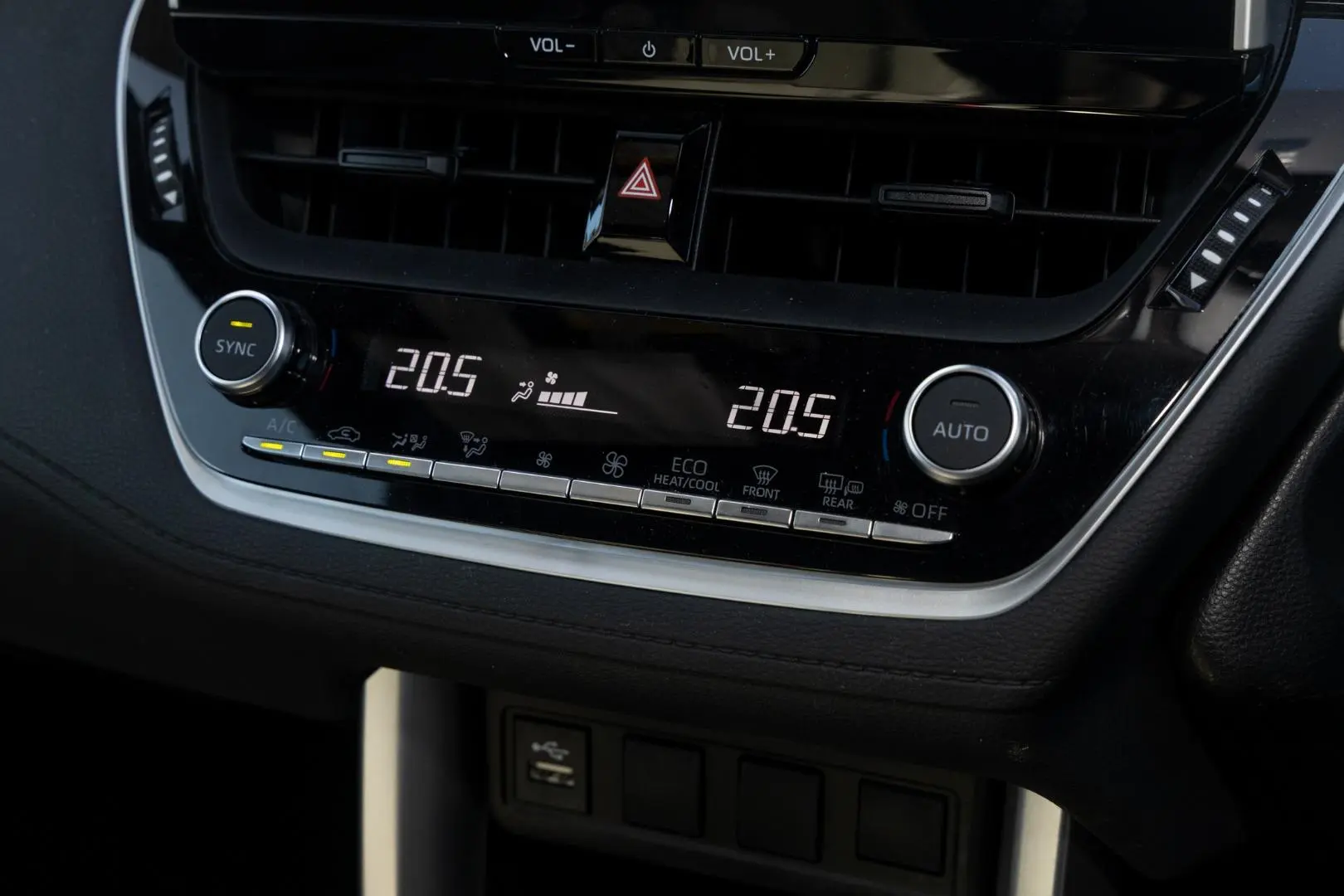 2023 Toyota Corolla Cross Gallery Image 16