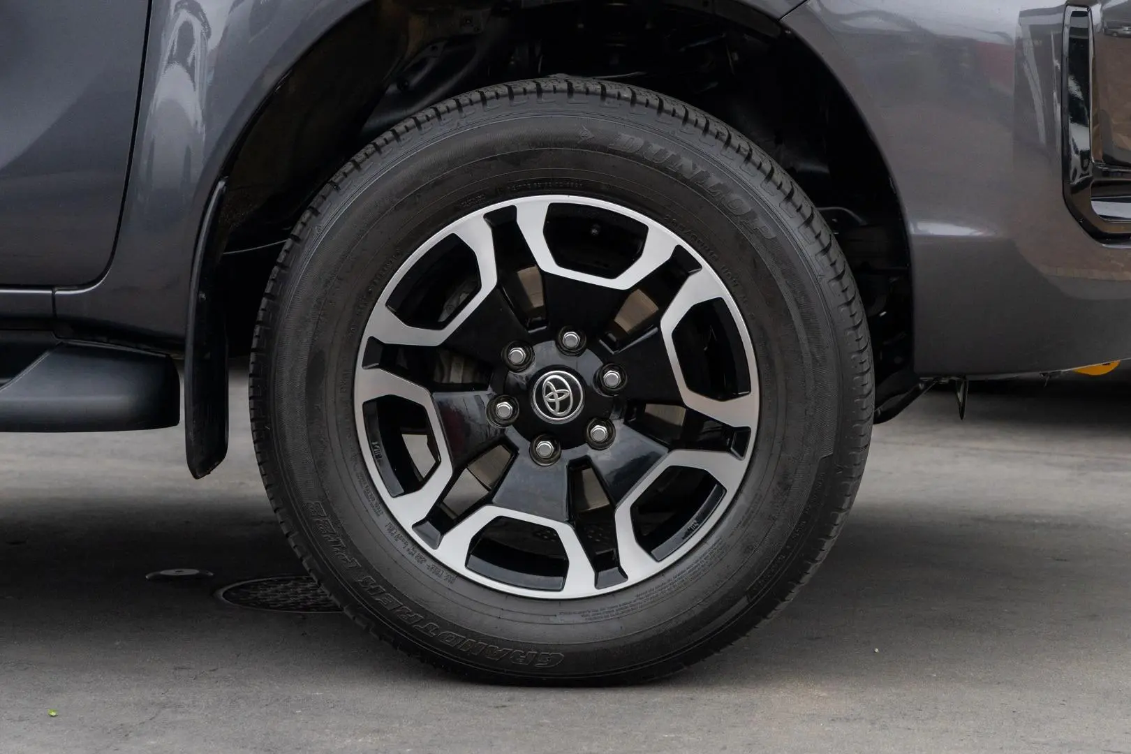 2022 Toyota Hilux Gallery Image 22