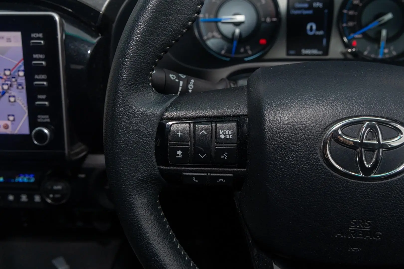 2022 Toyota Hilux Gallery Image 7