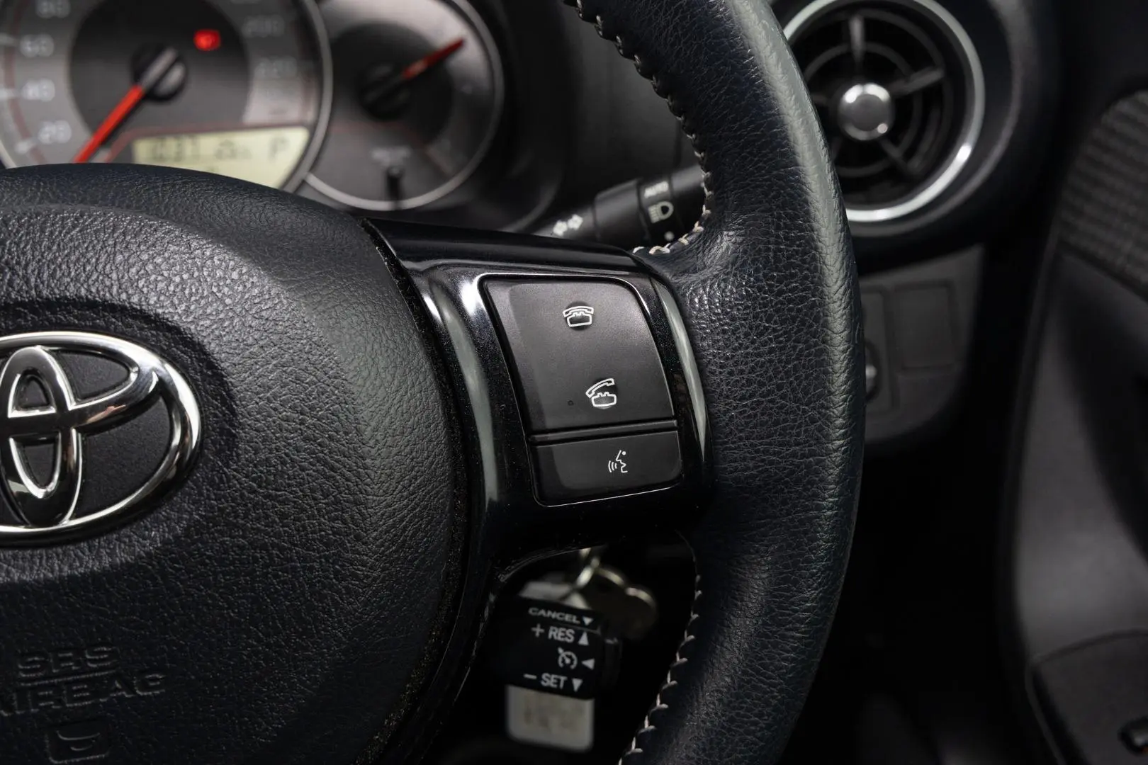 2018 Toyota Yaris Gallery Image 12