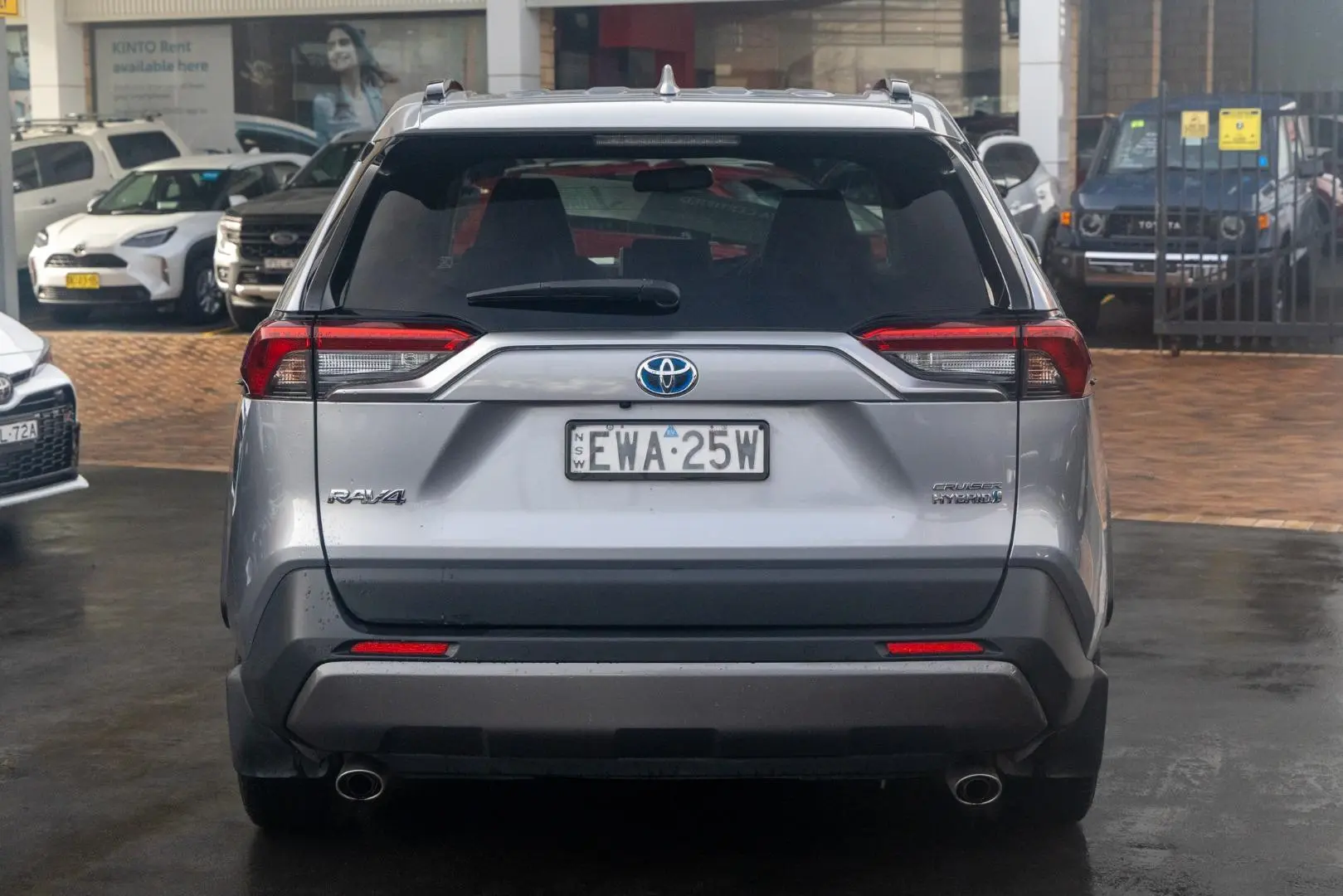 2020 Toyota RAV4 Gallery Image 5