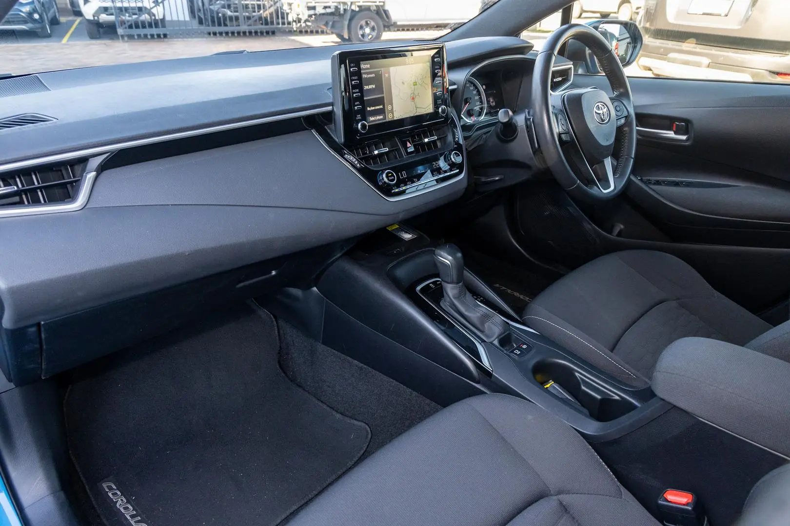 2020 Toyota Corolla Gallery Image 8