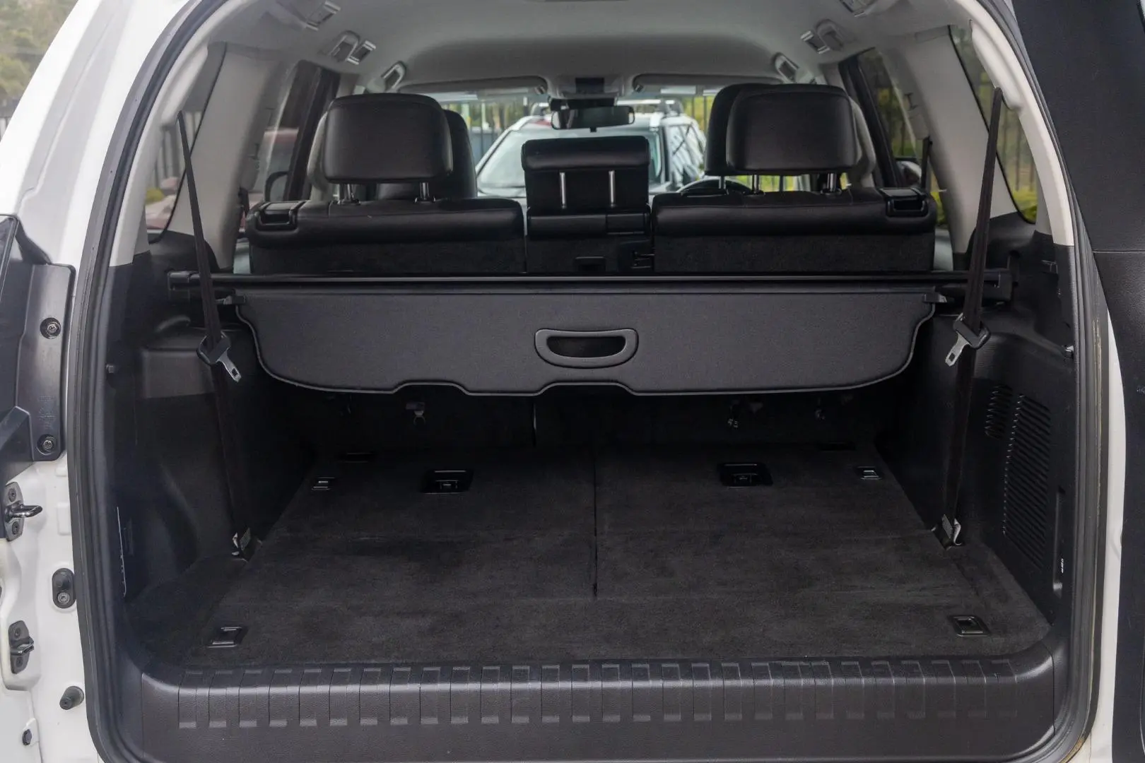 2021 Toyota Landcruiser Prado Gallery Image 19