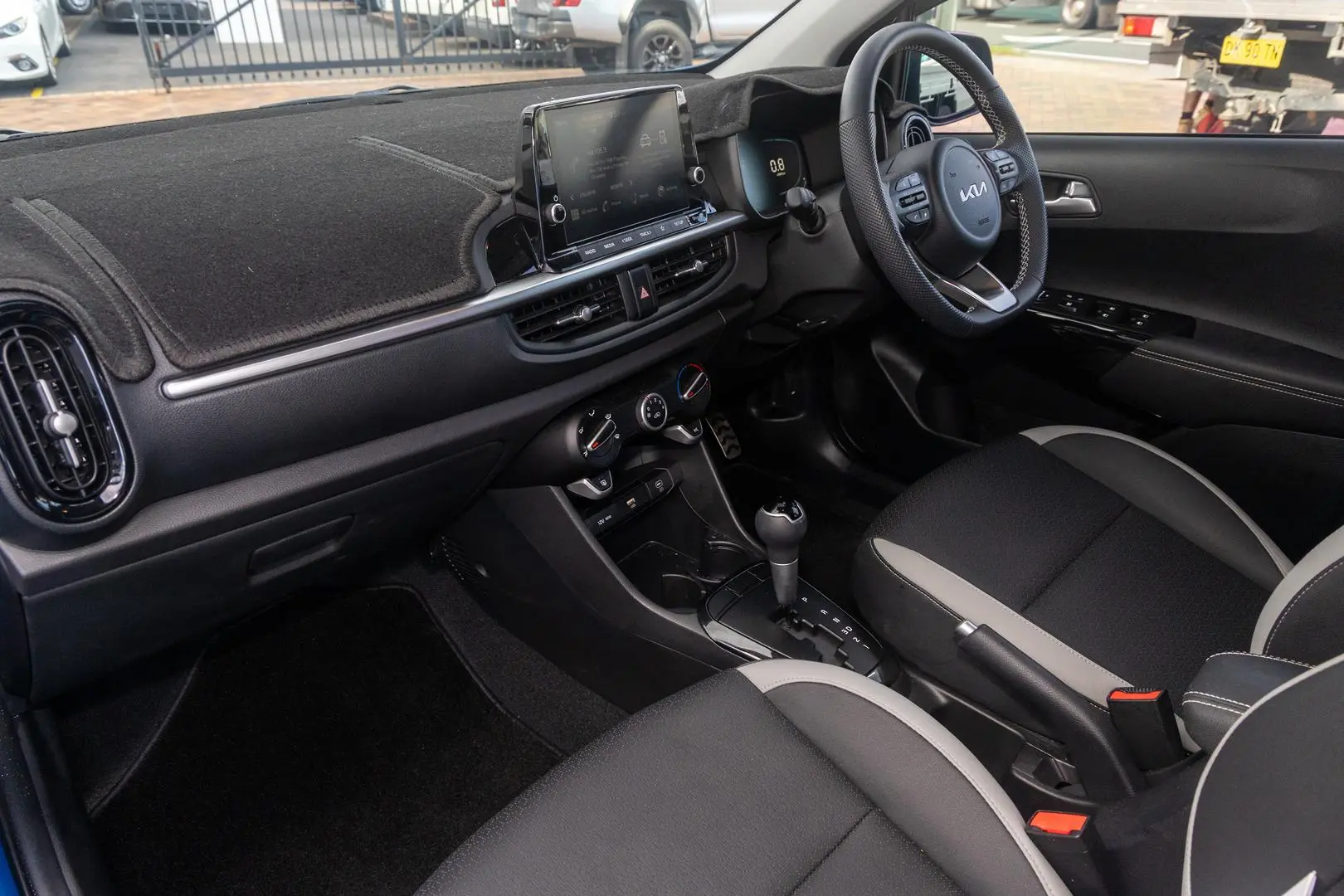 2024 Kia Picanto Gallery Image 8