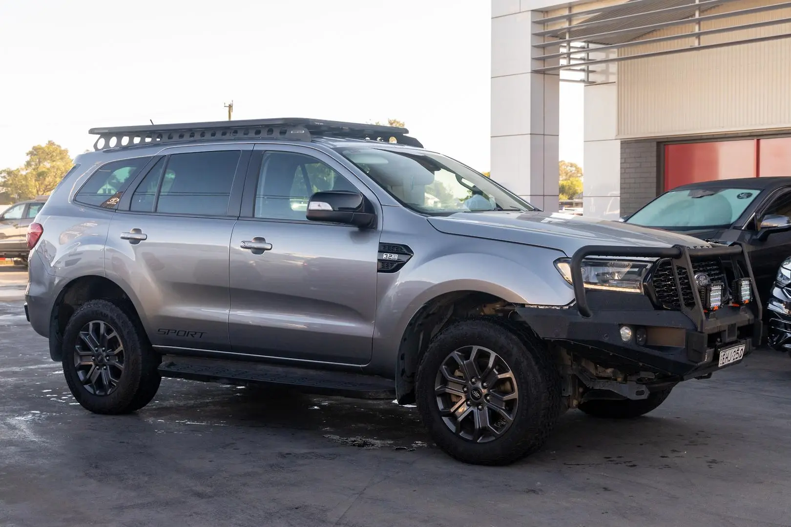 2020 Ford Everest Gallery Image 3