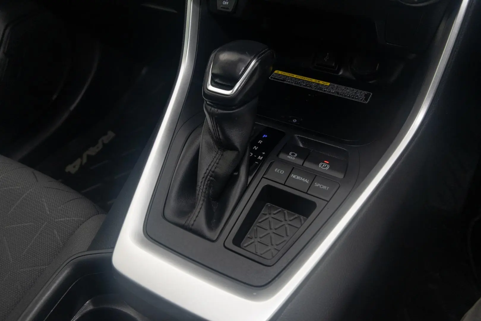 2020 Toyota RAV4 Gallery Image 17