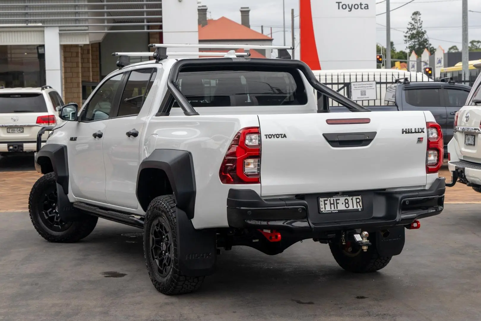 2024 Toyota Hilux Gallery Image 2