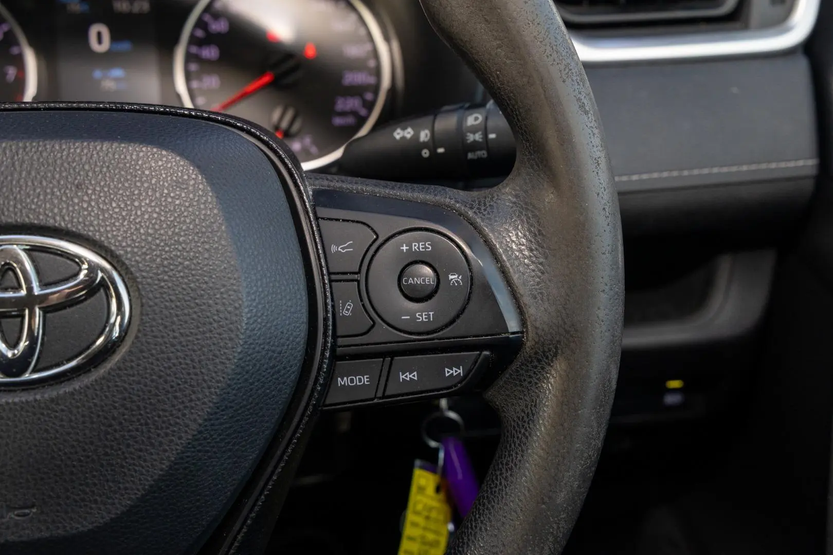 2020 Toyota RAV4 Gallery Image 12