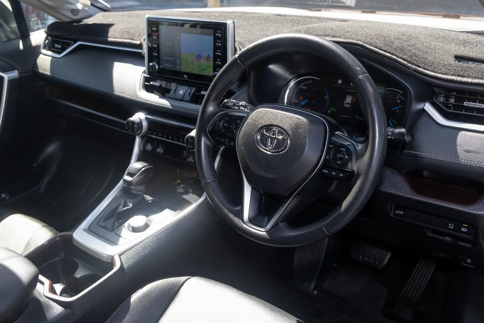 2021 Toyota RAV4 Gallery Image 7