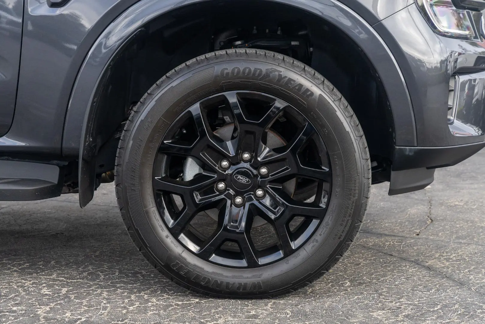 2024 Ford Everest Gallery Image 23