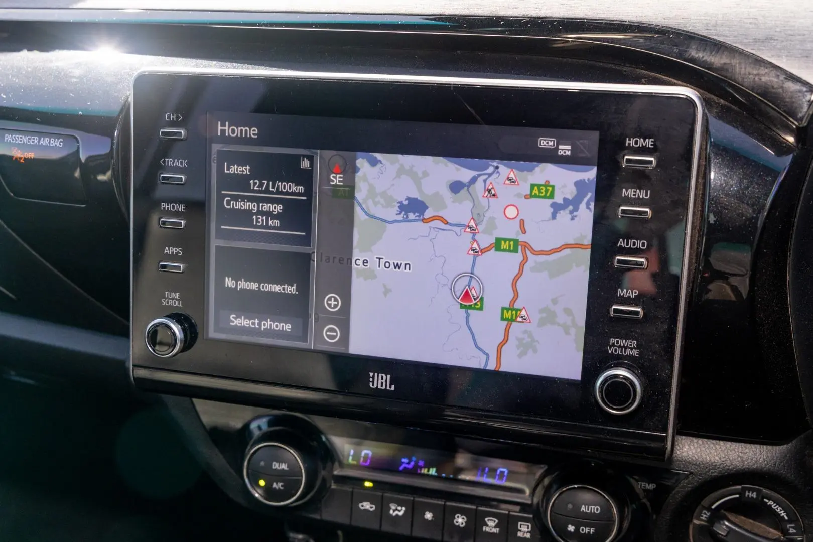 2023 Toyota Hilux Gallery Image 14