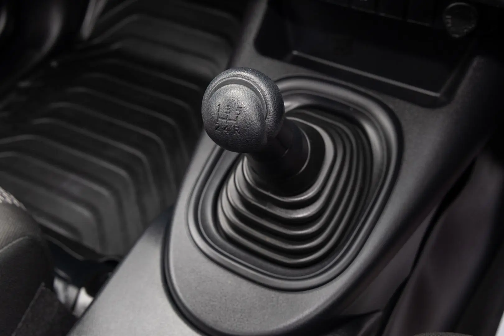 2019 Toyota Hilux Gallery Image 16