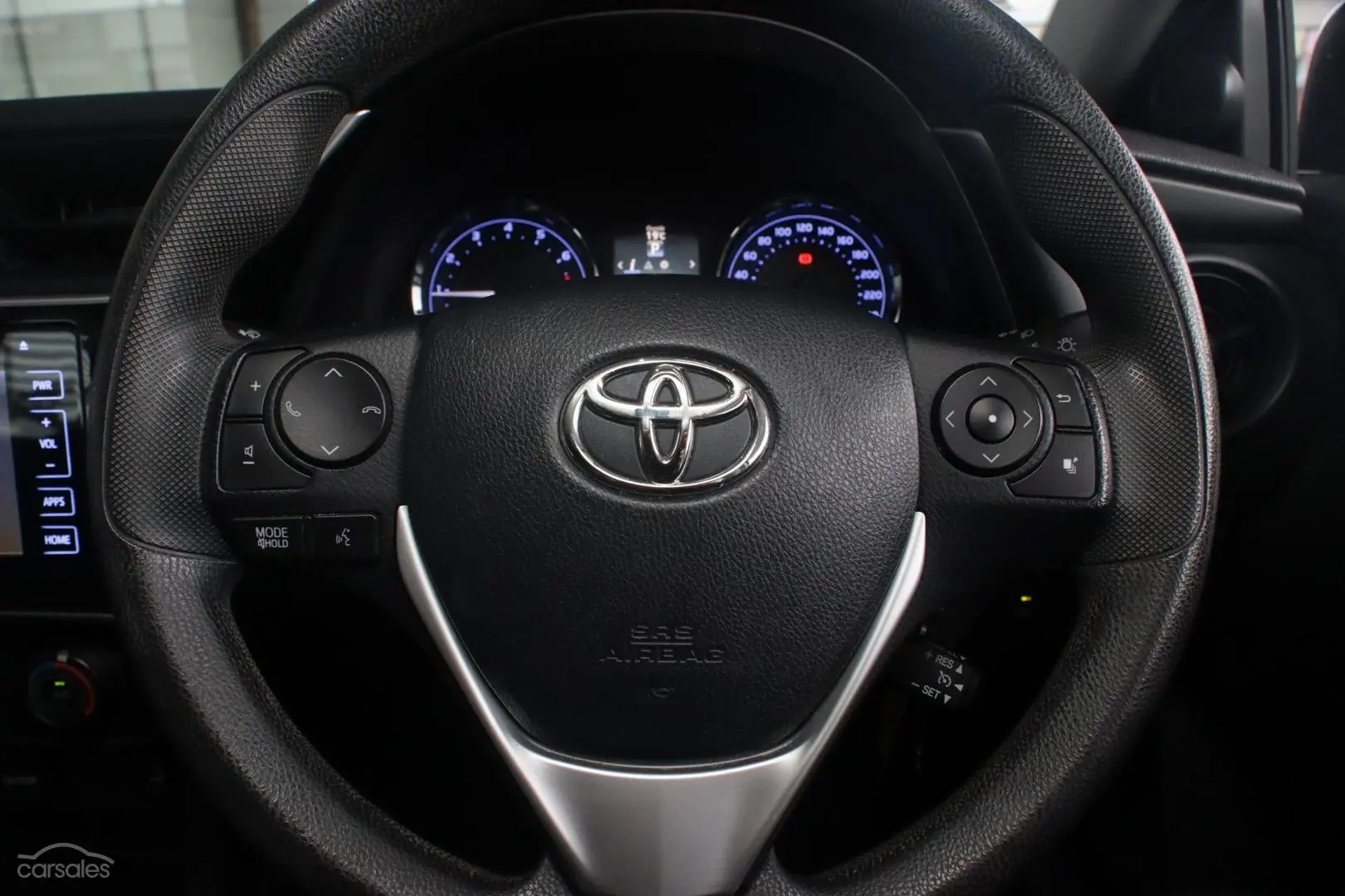 2017 Toyota Corolla Image 10