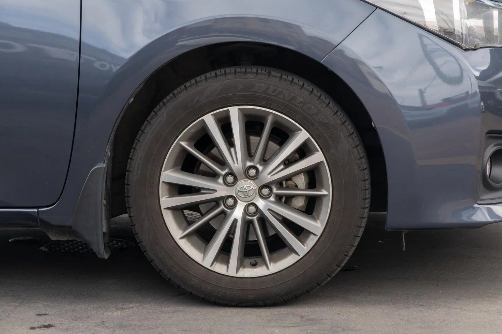 2015 Toyota Corolla Gallery Image 22