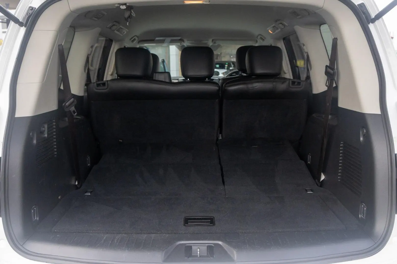 2020 Nissan Patrol Gallery Image 19