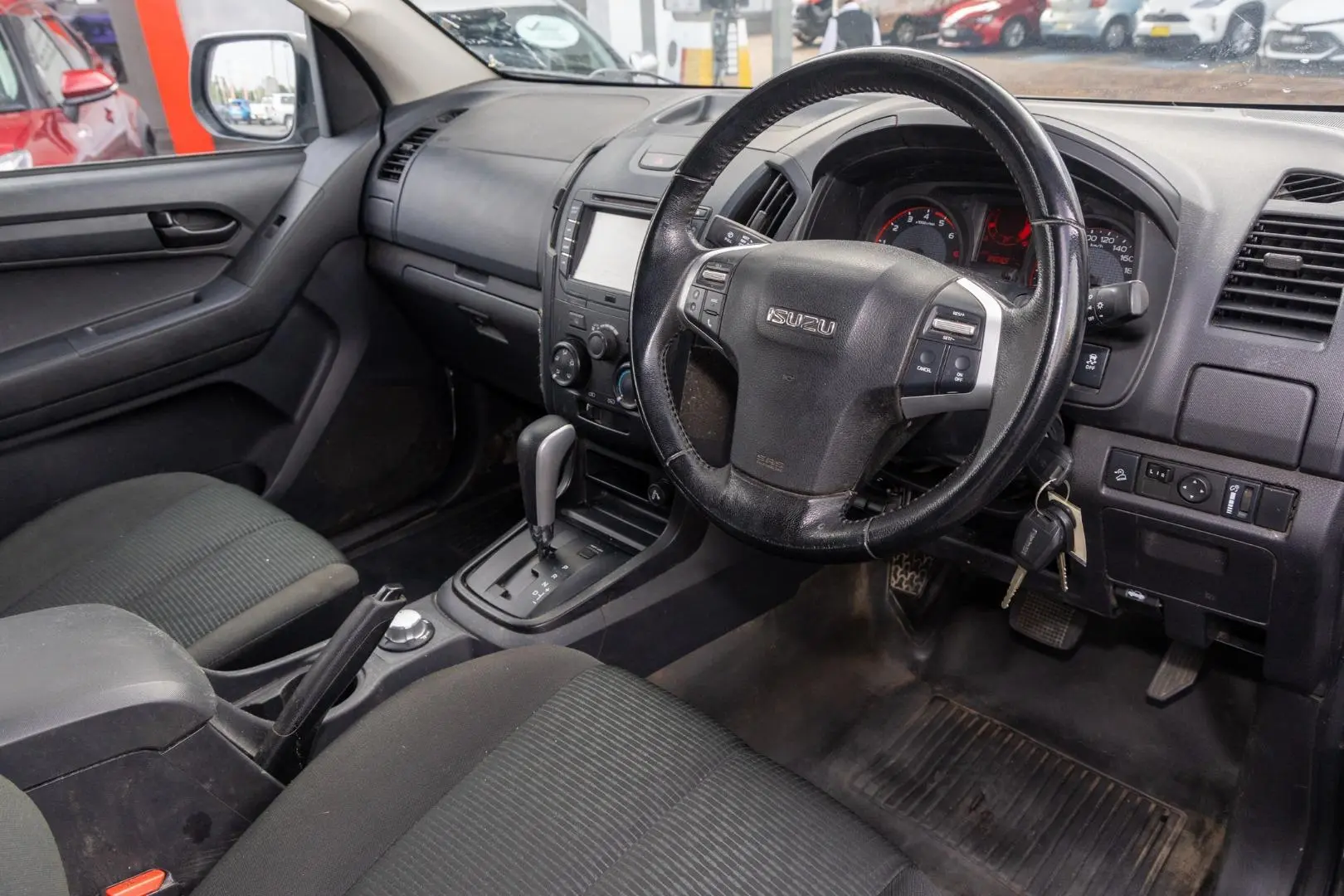 2018 Isuzu D-MAX Gallery Image 7