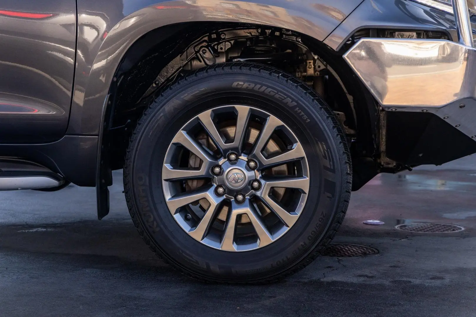 2018 Toyota Landcruiser Prado Gallery Image 22