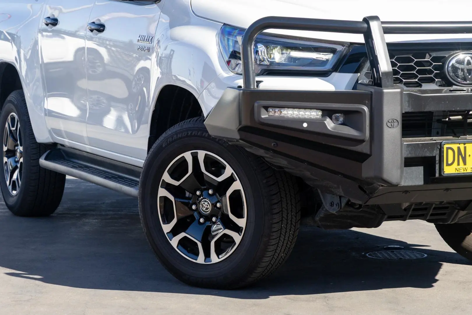 2025 Toyota Hilux Gallery Image 6