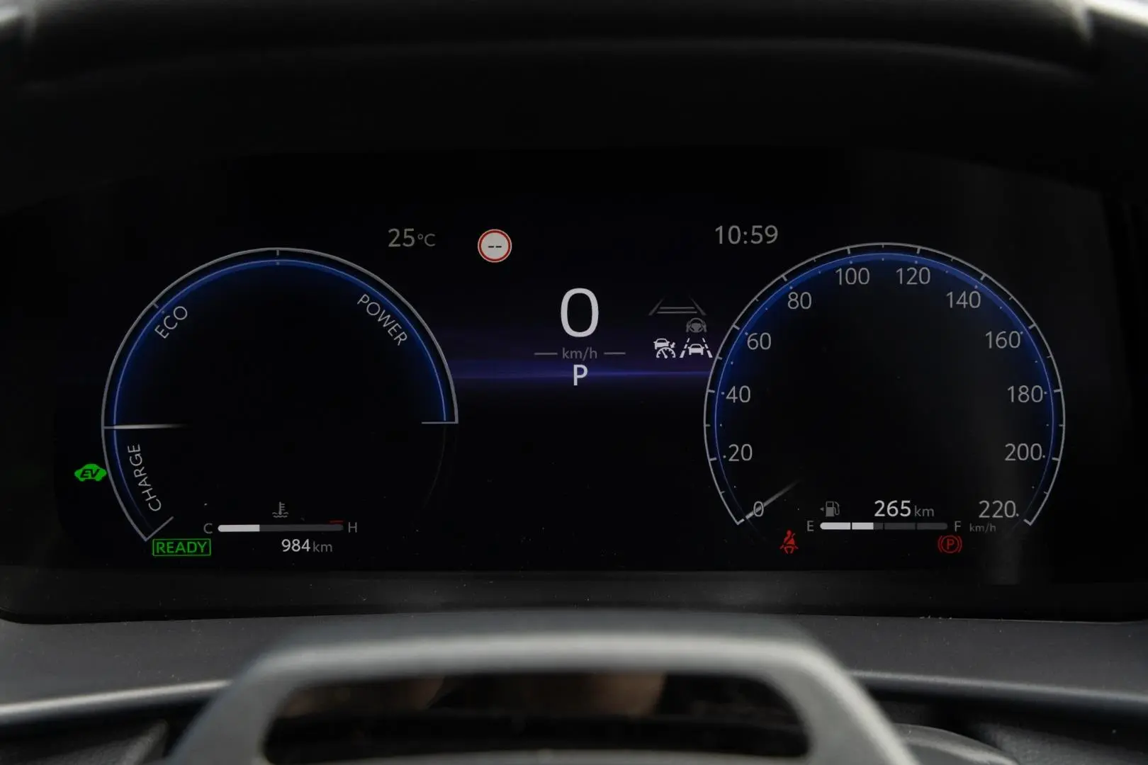 2025 Toyota C-HR Gallery Image 13