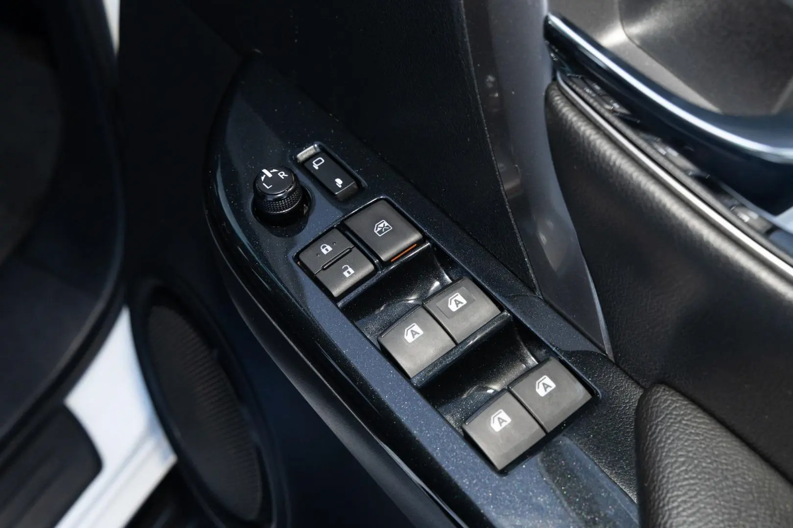 2023 Toyota Fortuner Gallery Image 18