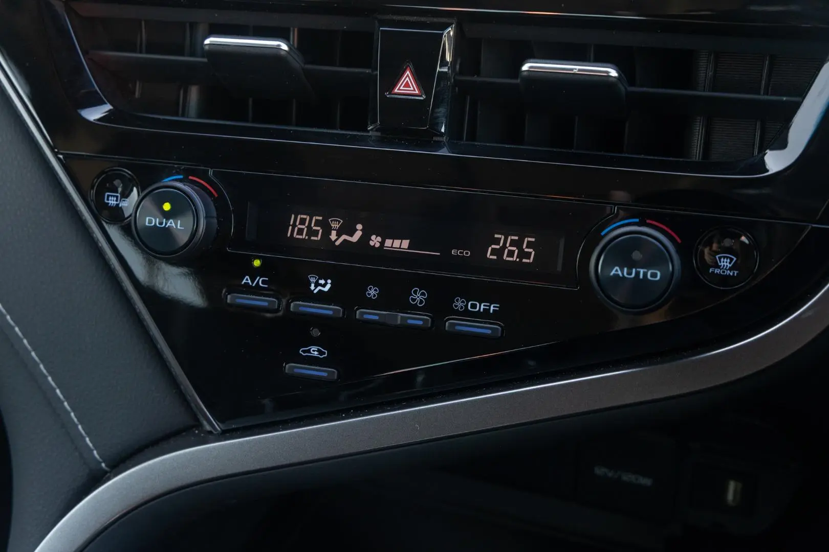 2021 Toyota Camry Gallery Image 16