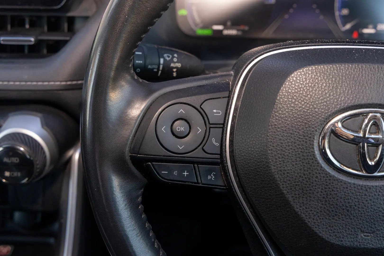 2023 Toyota RAV4 Gallery Image 11