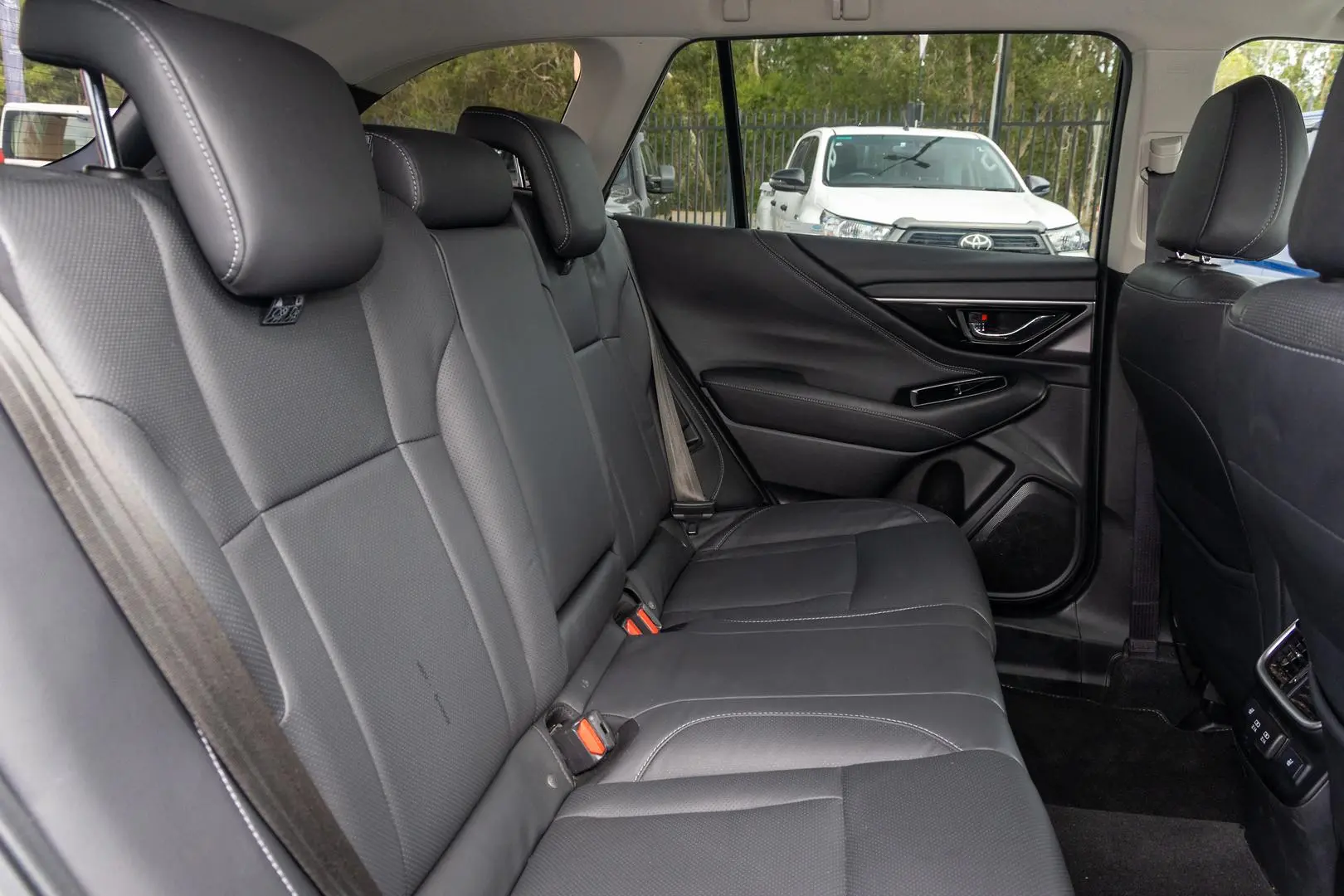 2021 Subaru Outback Gallery Image 9