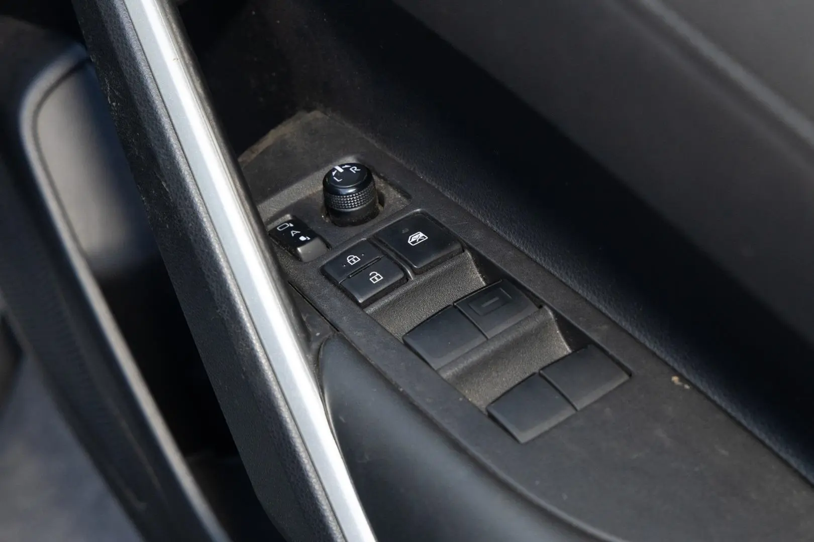 2023 Toyota Corolla Cross Gallery Image 18