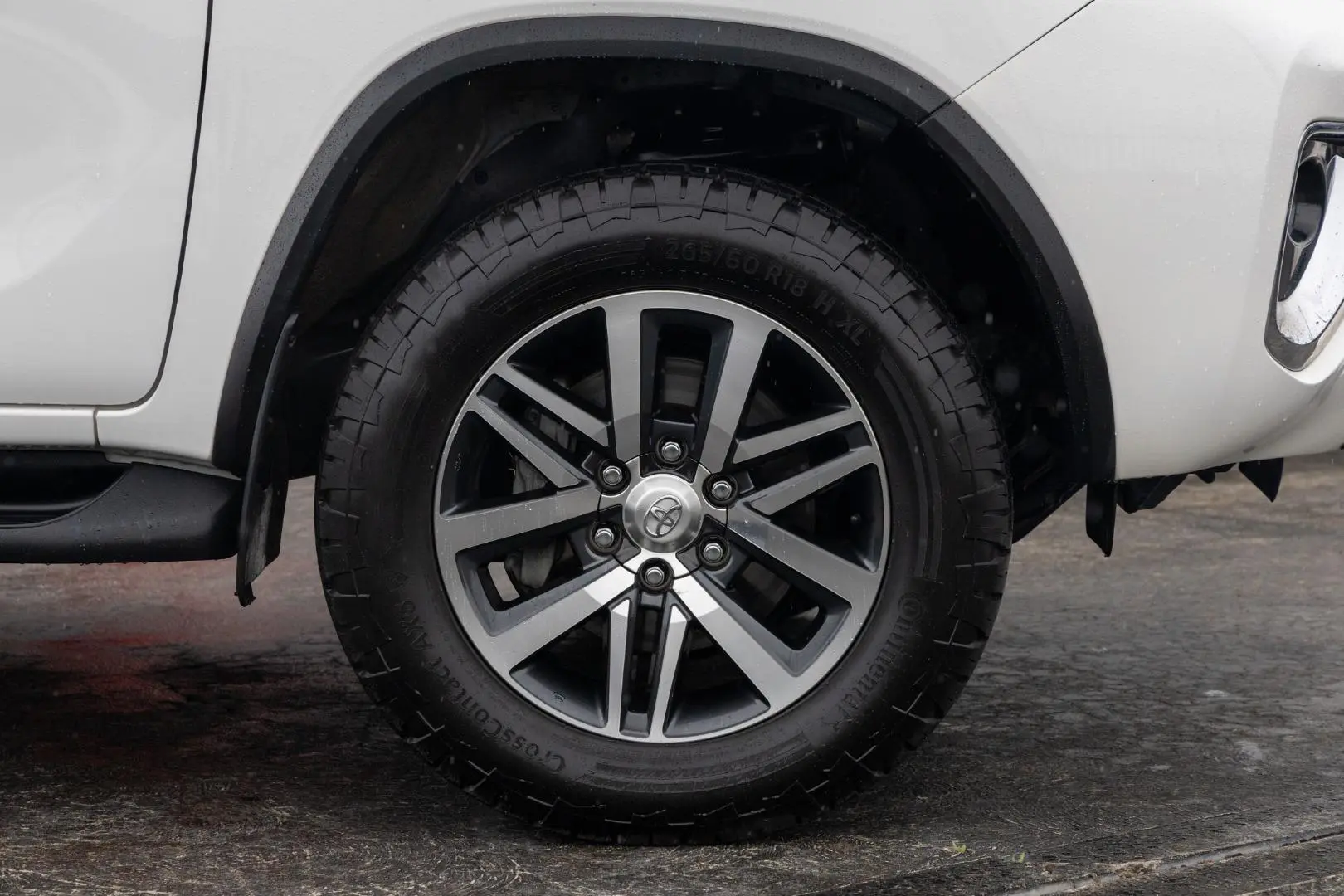 2018 Toyota Fortuner Gallery Image 22