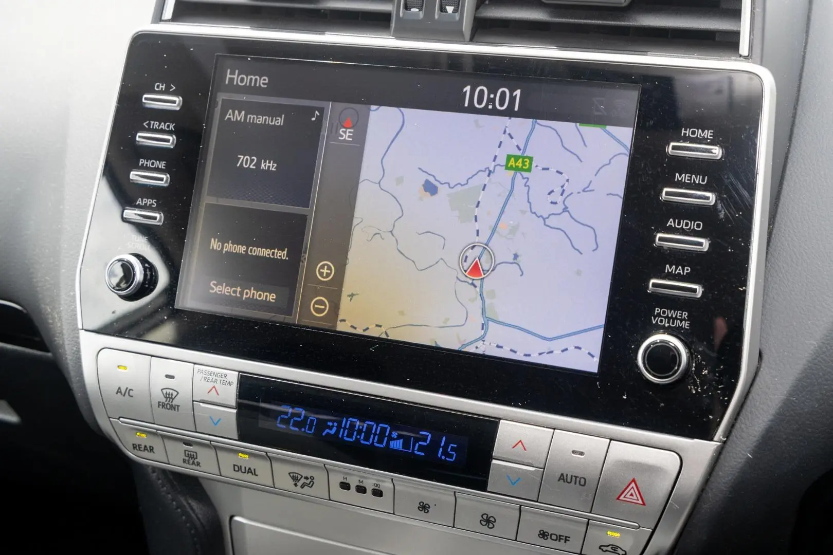 2022 Toyota Landcruiser Prado Gallery Image 14