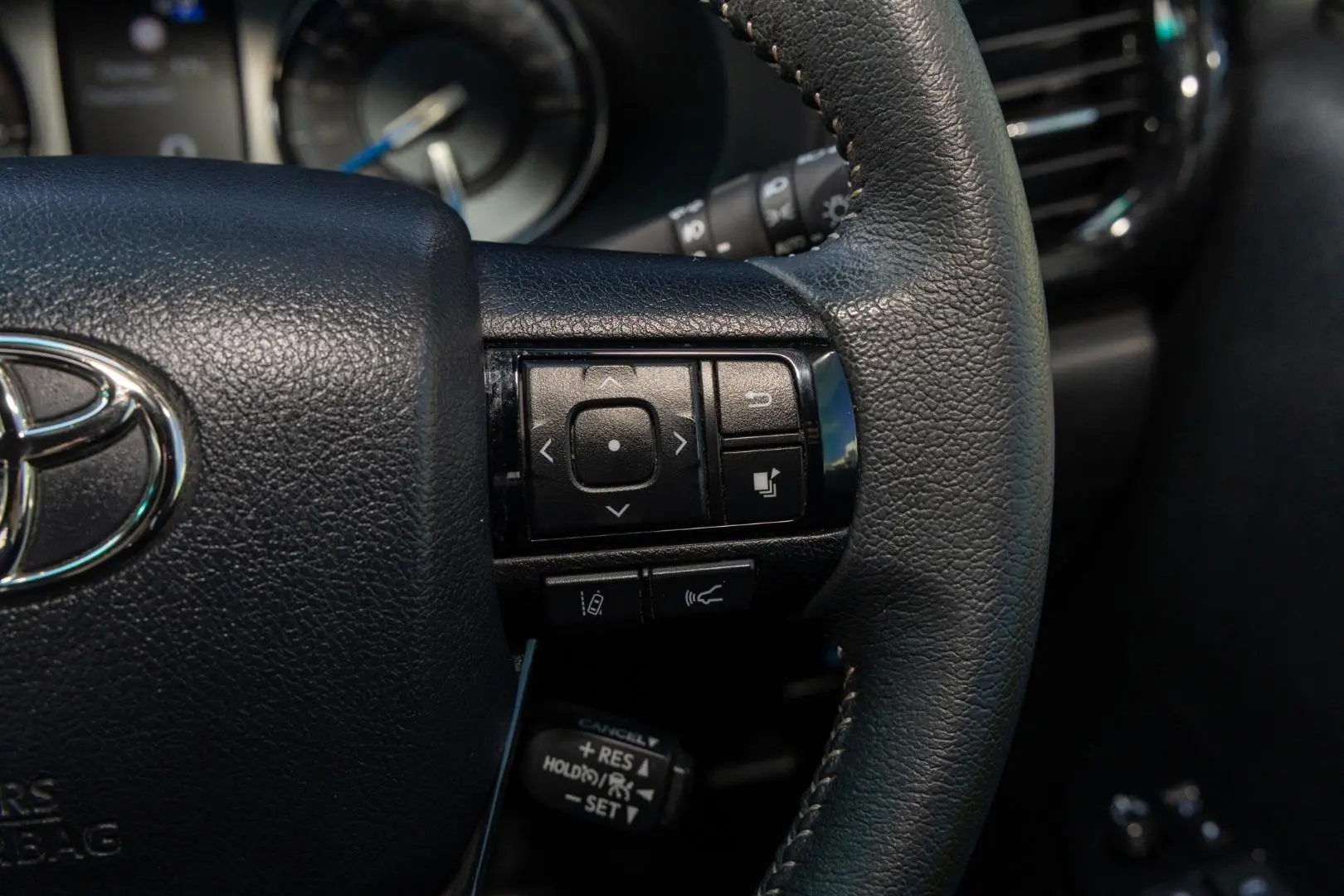 2024 Toyota Hilux Gallery Image 12