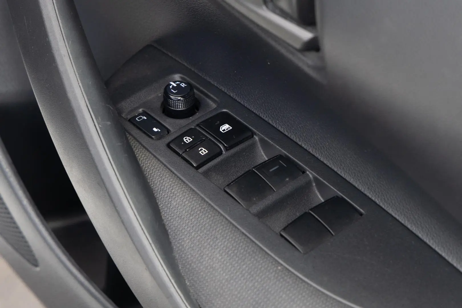 2021 Toyota Corolla Gallery Image 18