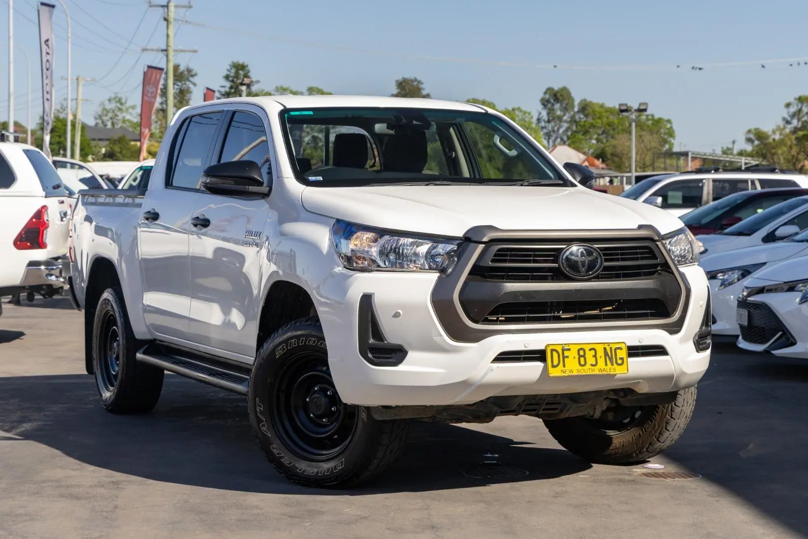 2022 Toyota Hilux Gallery Image 1