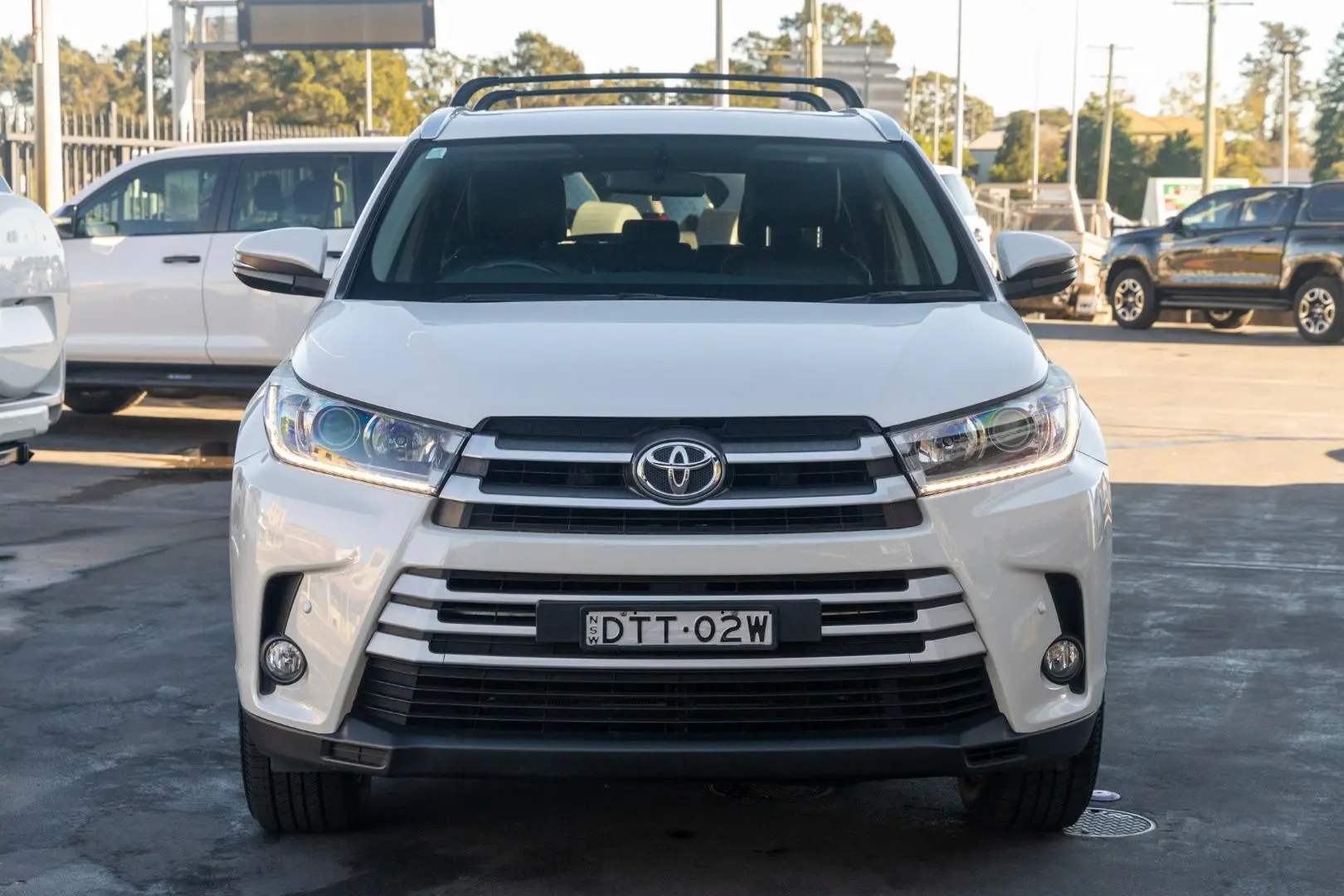 2017 Toyota Kluger Gallery Image 4