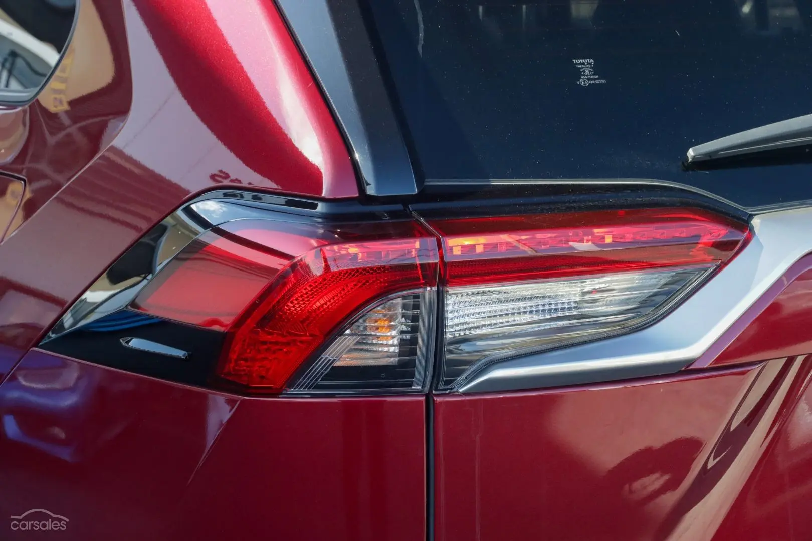 2019 Toyota RAV4 Image 22